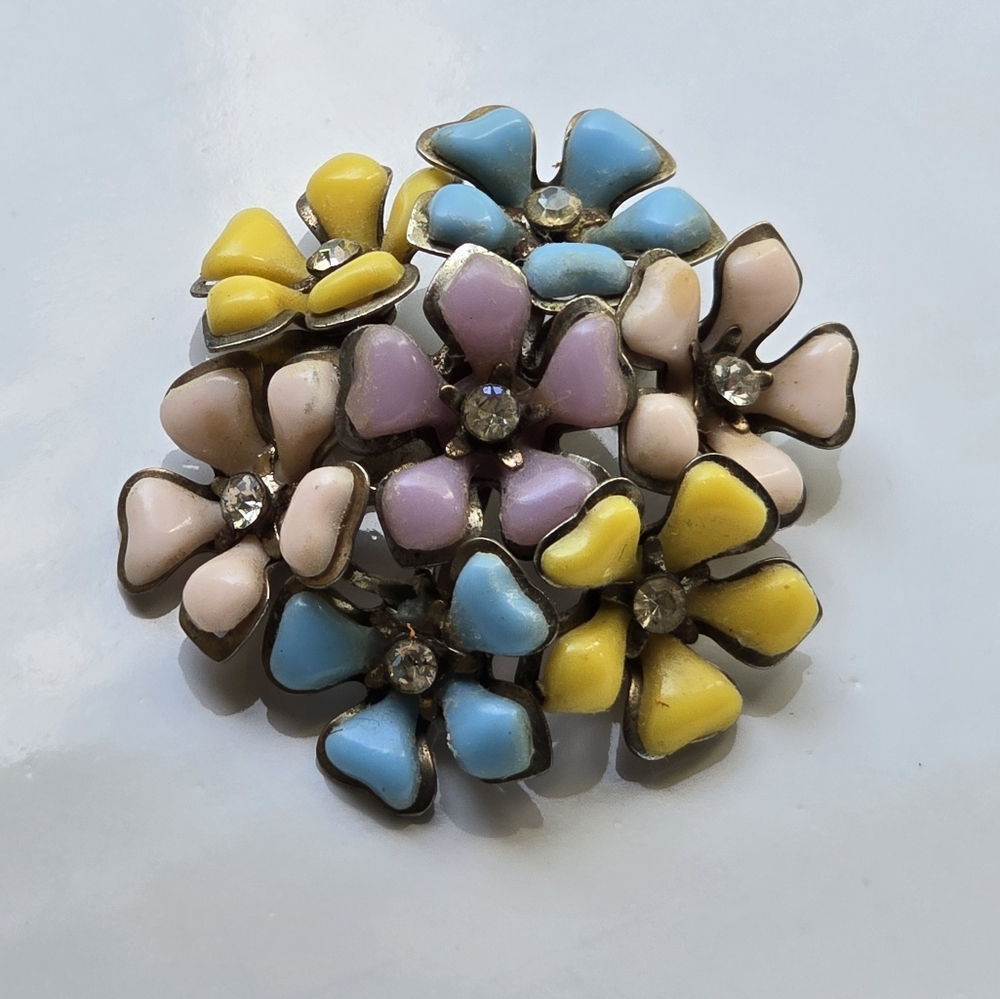 Vintage Midcentury Floral Multicolor Brooch Spring Pastel Flowers - Floral